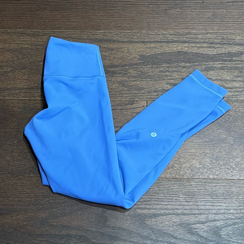 Lululemon Women’s Wunder Train Leggings 25 inch Size 4